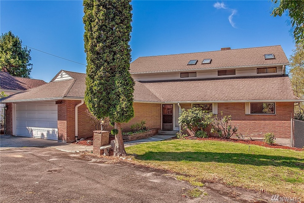 7001 Lake Ballinger Way, Edmonds, WA 98026 - photo 1