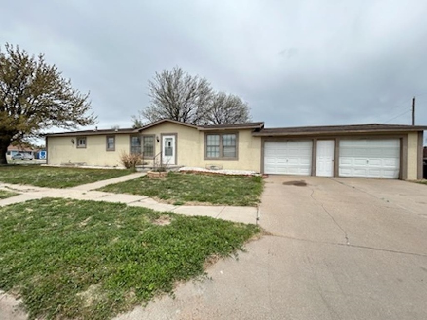 503 E Avenue B, Cimarron, KS 67835 - photo 1