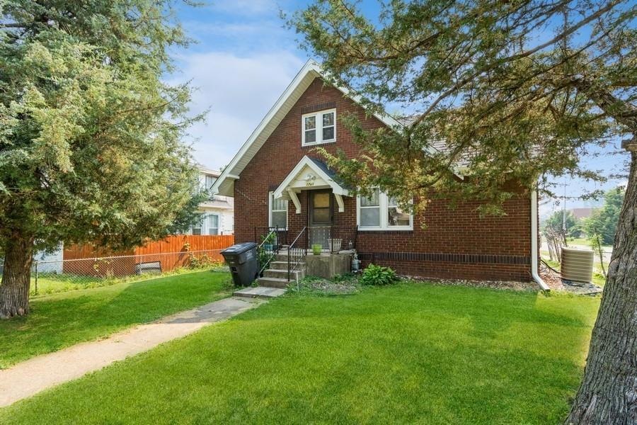 1701 12th St, Des Moines, IA 50314 - photo 1