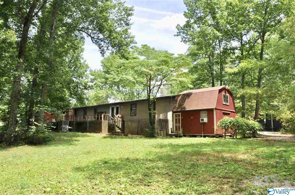 15 Rockledge Pvt Dr, Somerville, AL 35670 - photo 1