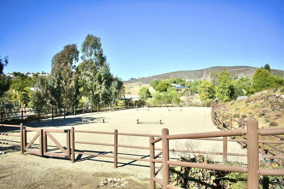 3637 Copper Crest Rd, Encinitas, CA 92024 - photo 1