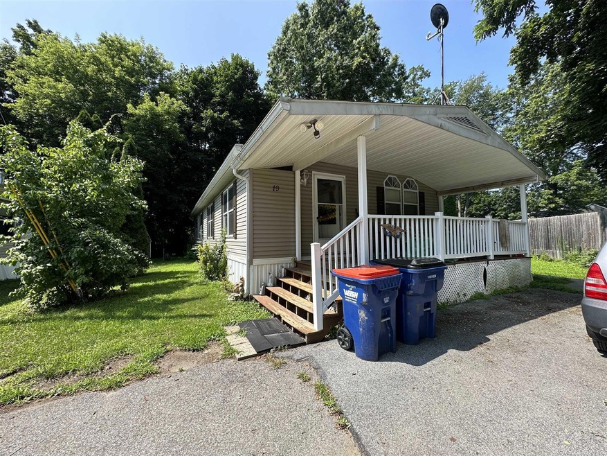 19 Colburn Dr, Red Hook, NY 12571 - photo 1