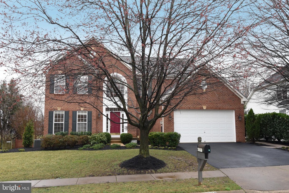 42897 Vestals Gap Dr, Broadlands, VA 20148 - photo 1