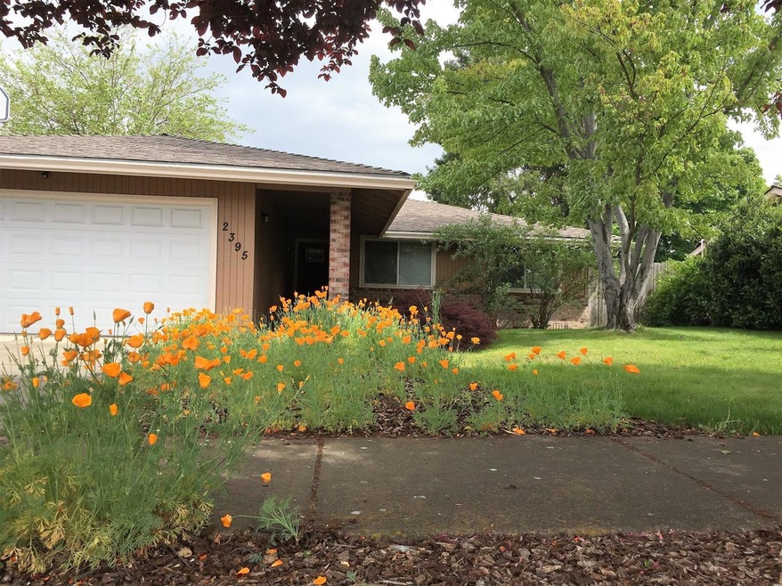 2395 Amaryllis St, Medford, OR 97504 - photo 1