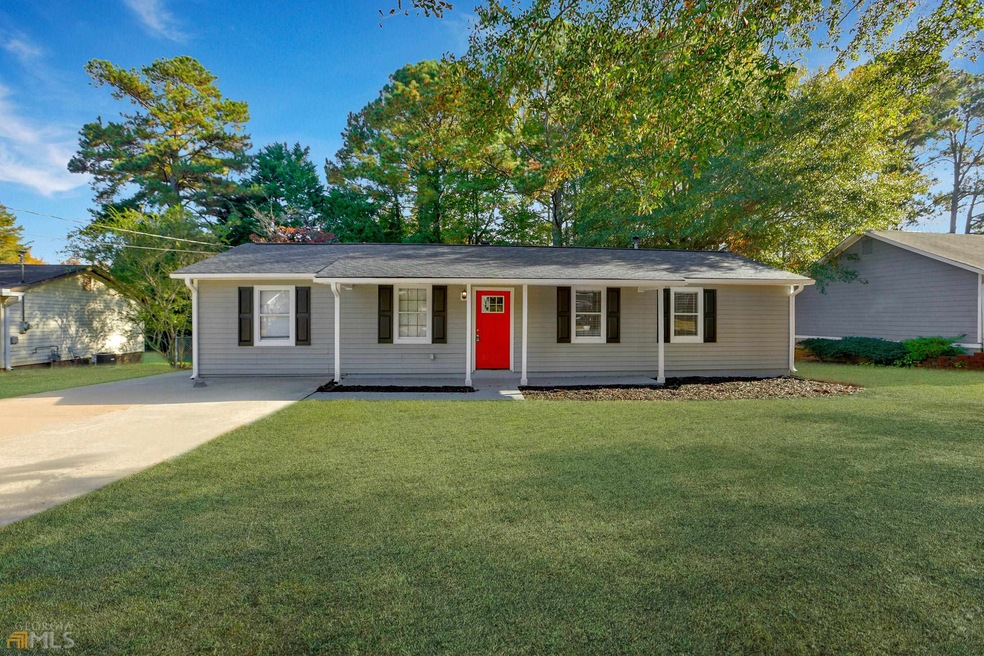 574 Lakeridge Cir SE, Conyers, GA 30094 - photo 1