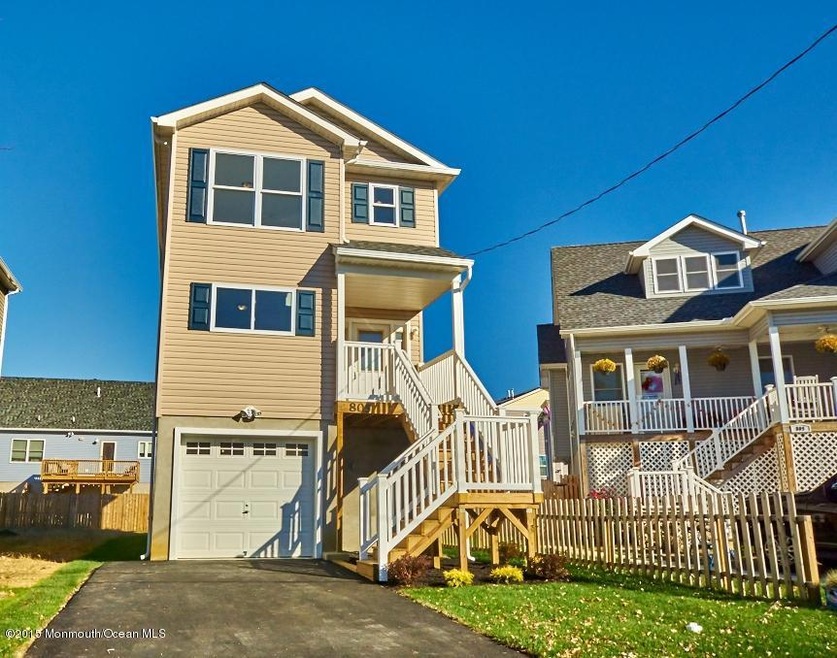 FRONT OF HOUSE