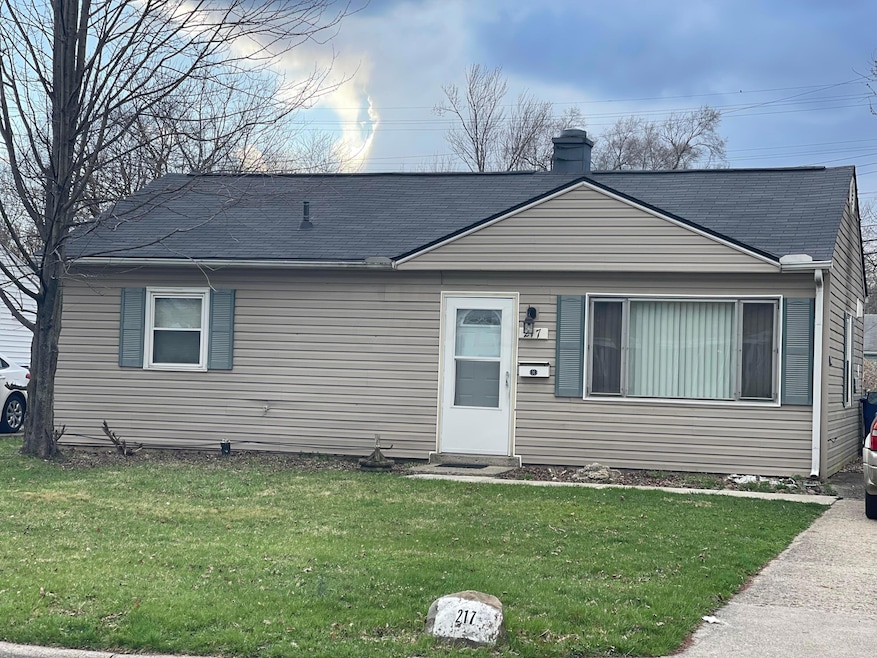 217 Saint Christopher Ln, Columbus, OH 43213 - photo 1