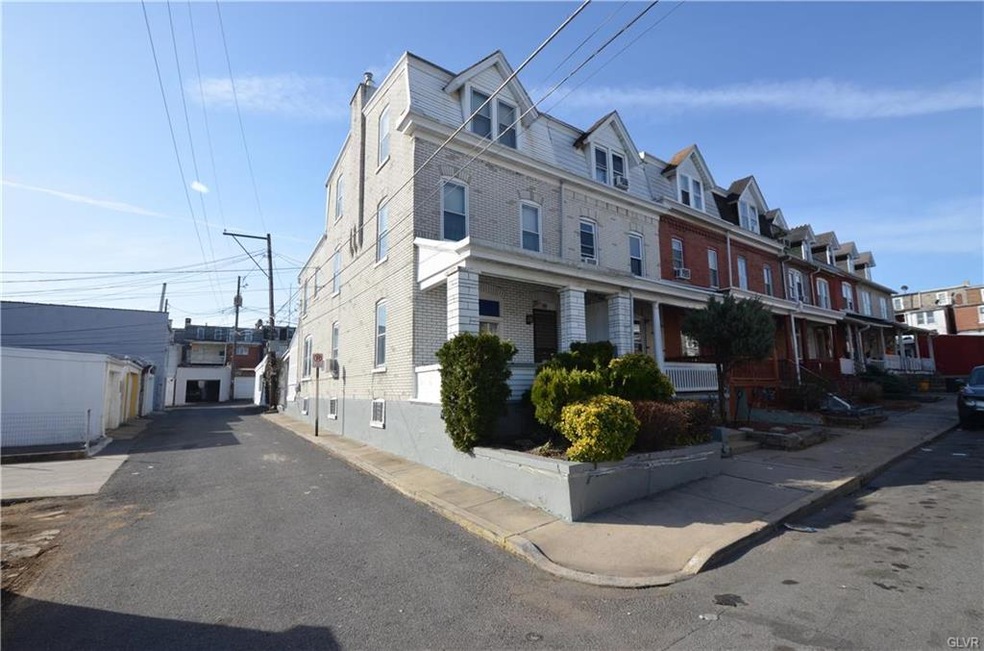 414 W Cedar St, Allentown, PA 18102 - photo 1