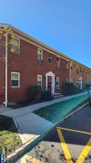 100 Pierson Miller Dr unit C14, Pompton Lakes, NJ 07442 - photo 1