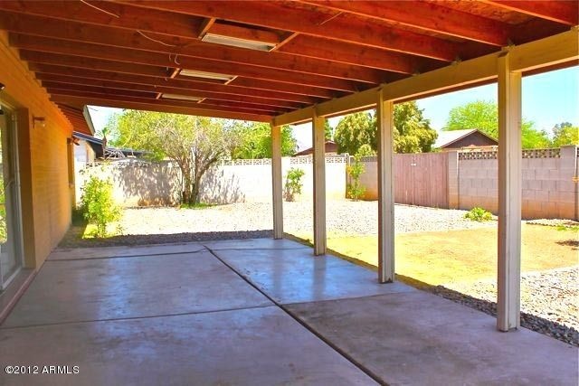 FULL LARGE COVERED BACK PATIO