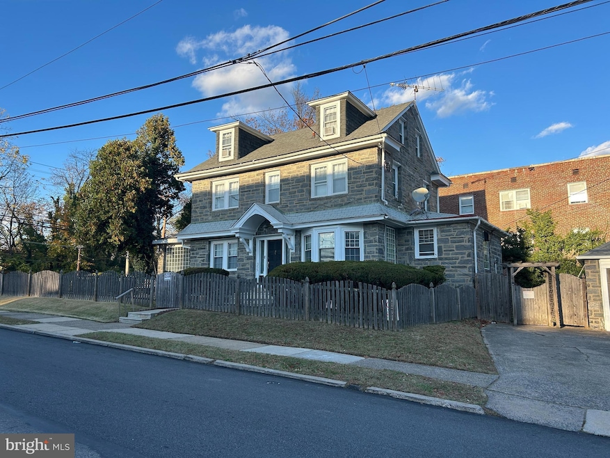 1806 Garrett Rd, Lansdowne, PA 19050 - photo 1