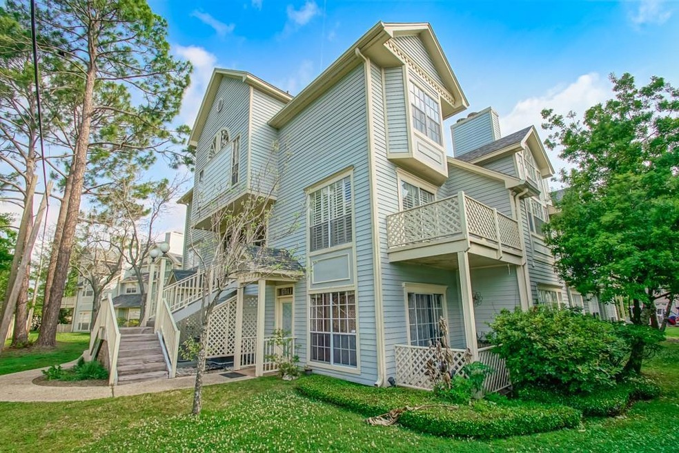 3221 Audubon Trce, New Orleans, LA 70121 For Sale