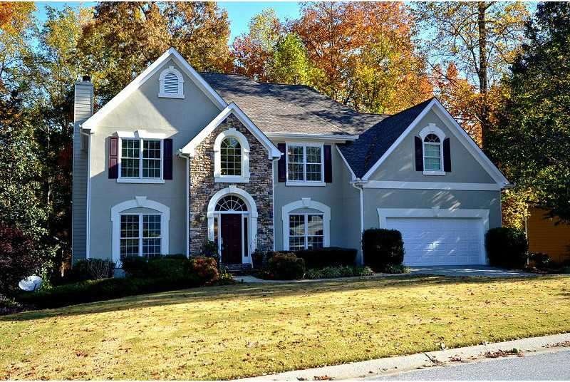 Exterior Front. A perfect 10! Run, don t walk, to 