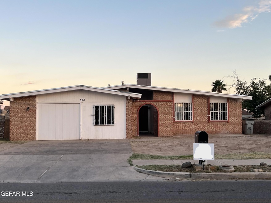374 Lomaland Dr, El Paso, TX 79907 - photo 1
