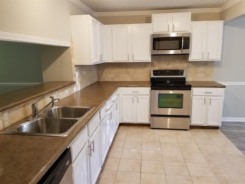 424 Teal Ct, Roswell, GA 30076 - photo 1