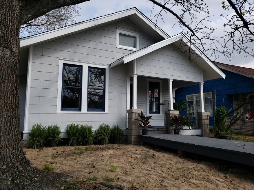 212 Northwood St, Houston, TX 77009 - photo 1