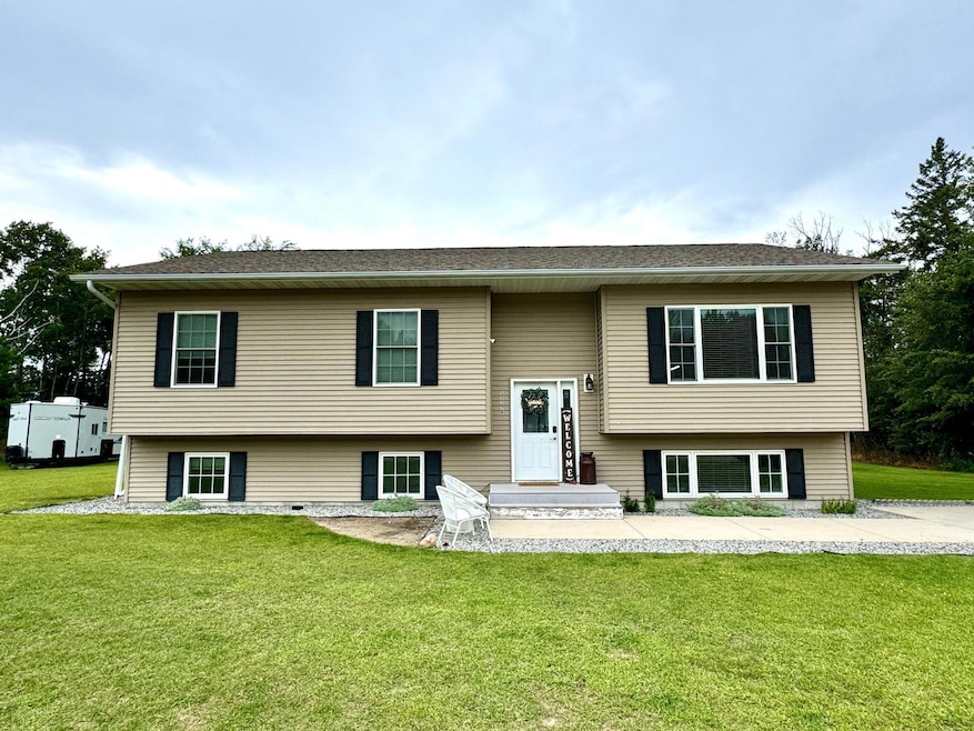 For Sale $339,900 • Co-Listing Agent