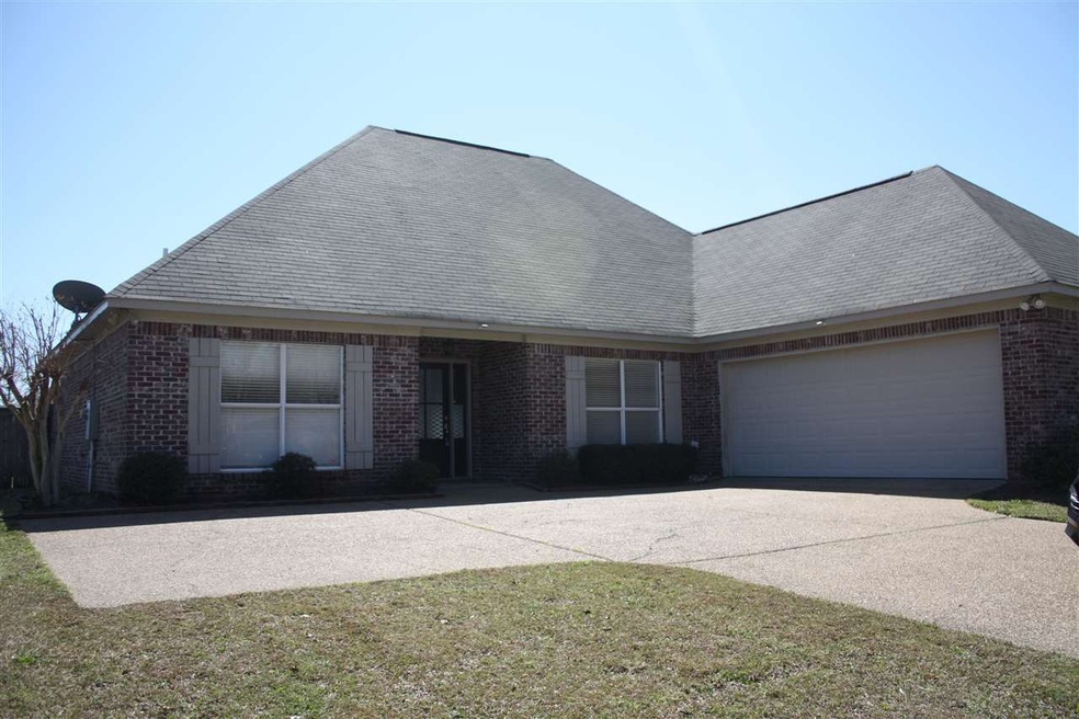 Welcome to 157 W Elbridge Way