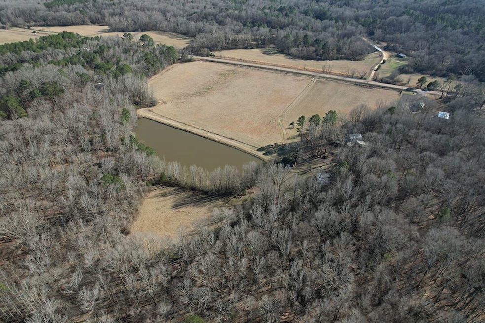 24927 Ms-12, Lexington, MS 39095 - photo 1