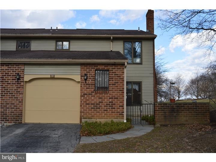 206 Bernard Ct, Chesterbrook, PA 19087 - photo 1