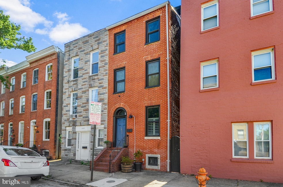 1402 Battery Ave, Baltimore, MD 21230 - photo 1