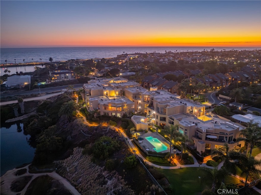 Sold $1,025,000 • Co-Listing Agent