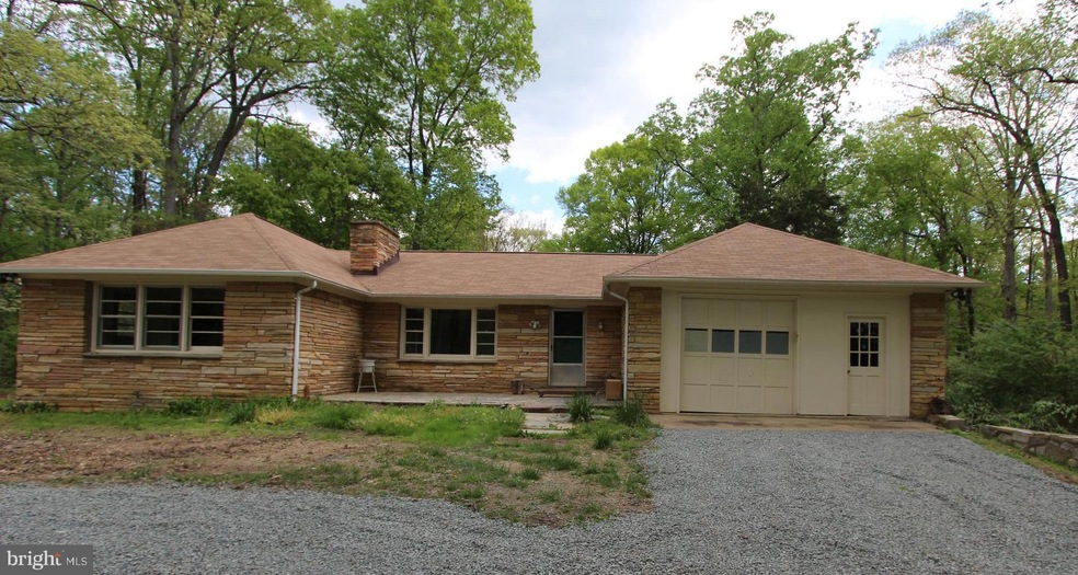 7001 Union Mill Rd, Clifton, VA 20124 - photo 1