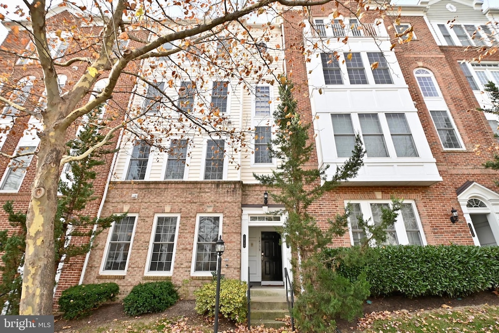 14740 Potomac Branch Dr unit 477A, Woodbridge, VA 22191 - photo 1