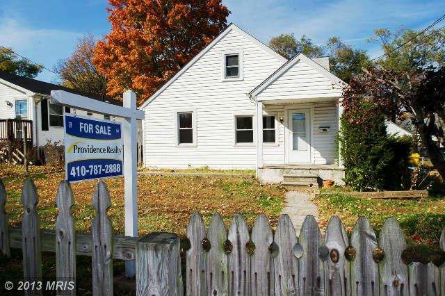 212 Kenwood Rd, Pasadena, MD 21122 - photo 1