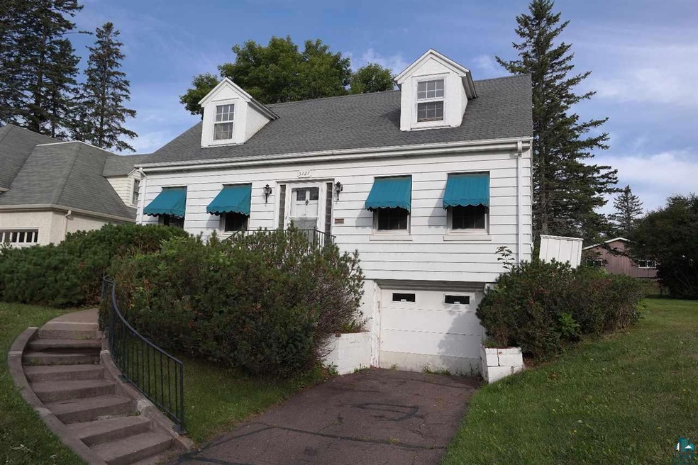 5127 London Rd, Duluth, MN 55804 - photo 1