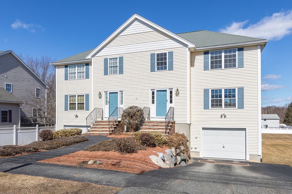 11 Hyde St unit A, Danvers, MA 01923 - photo 1