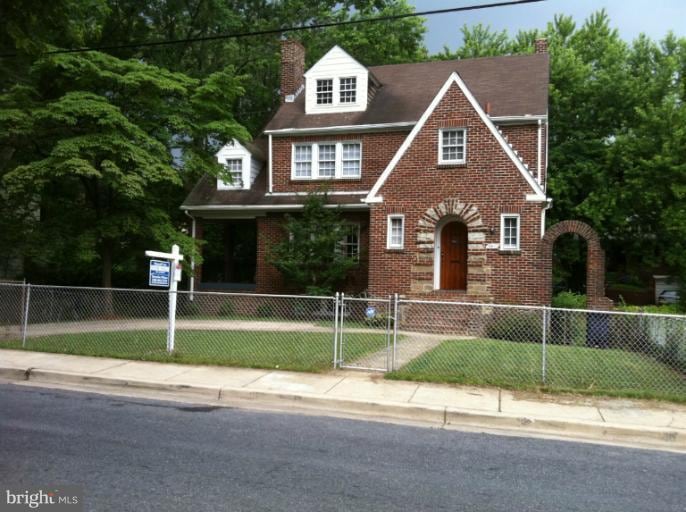 501 Capitol Heights Blvd, Capitol Heights, MD 20743 - photo 1