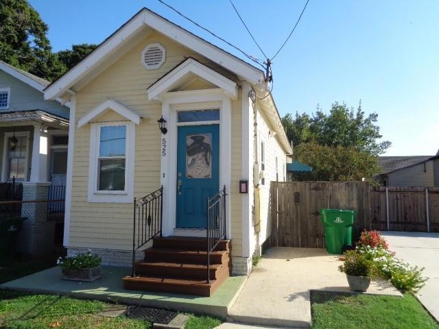 For Rent $1,600/month