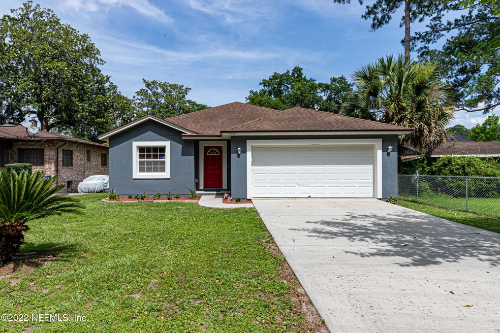 5517 Hyde Park Cir, Jacksonville, FL 32210 - photo 1
