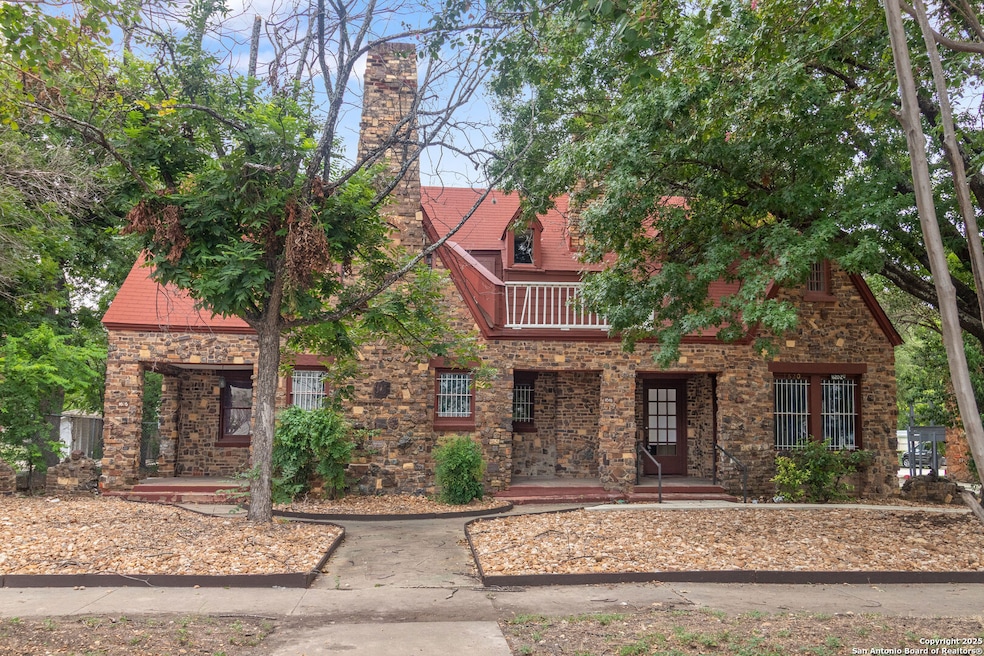 1618 W Kings Hwy unit 1618, San Antonio, TX 78201 - photo 1