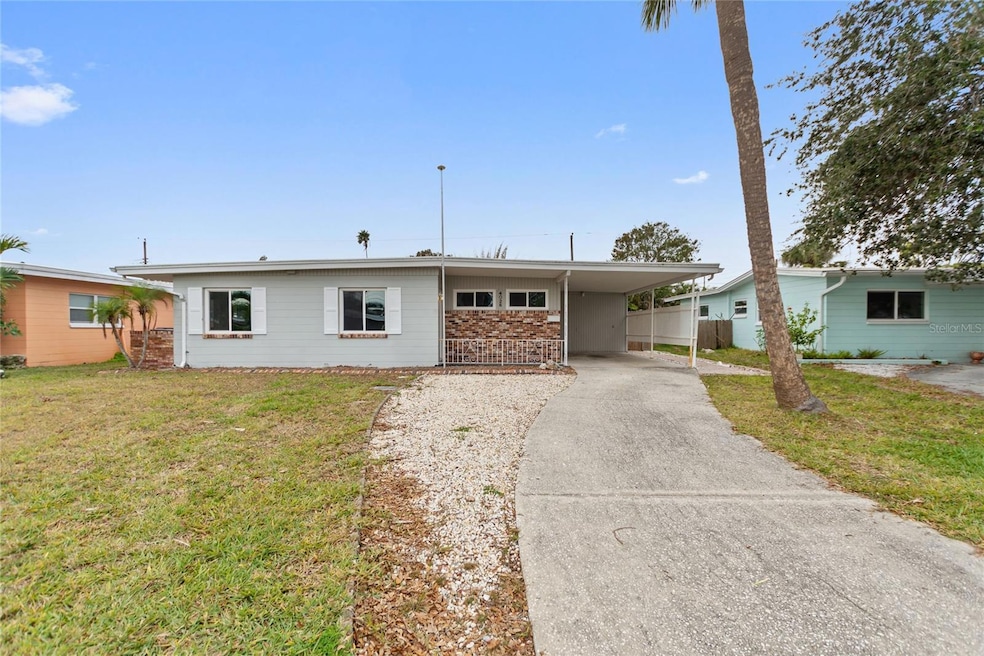 4026 Indianapolis St NE, Saint Petersburg, FL 33703 - photo 1