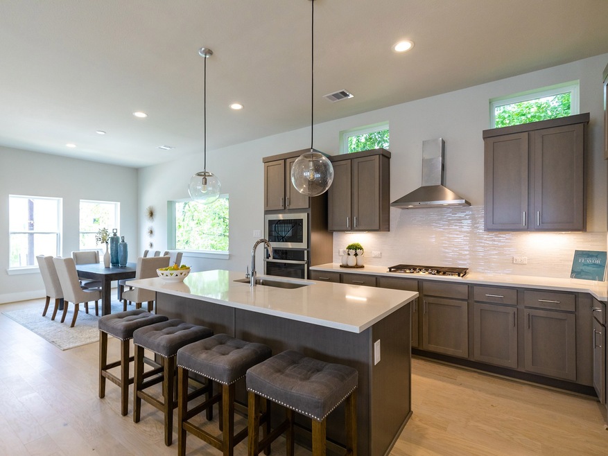 838 Fisher St unit C, Houston, TX 77018 - photo 1