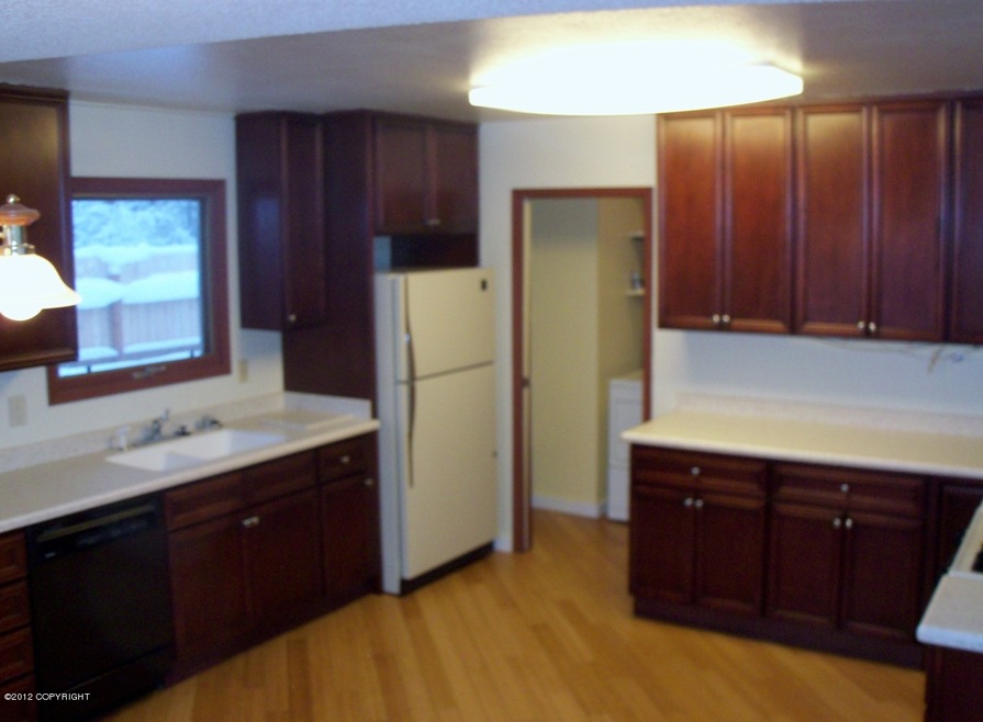Large Kitchen