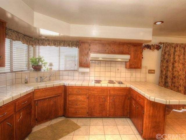 13946 kitchen
