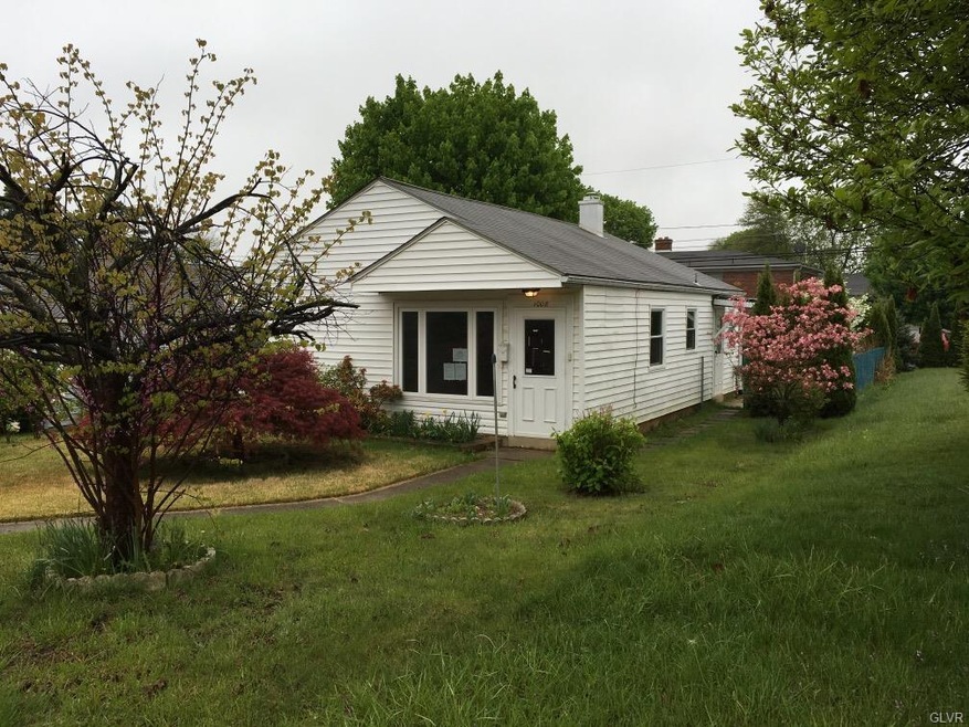 1008 N 17th St, Allentown, PA 18104 - photo 1