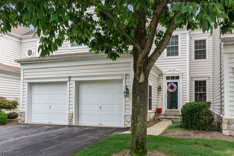 64 Hickory Hill Blvd, Totowa, NJ 07512 - photo 1