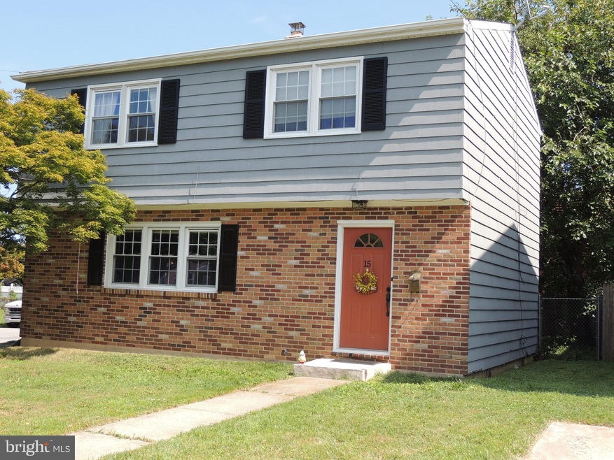 15 W 9th St, New Castle, DE 19720 - photo 1