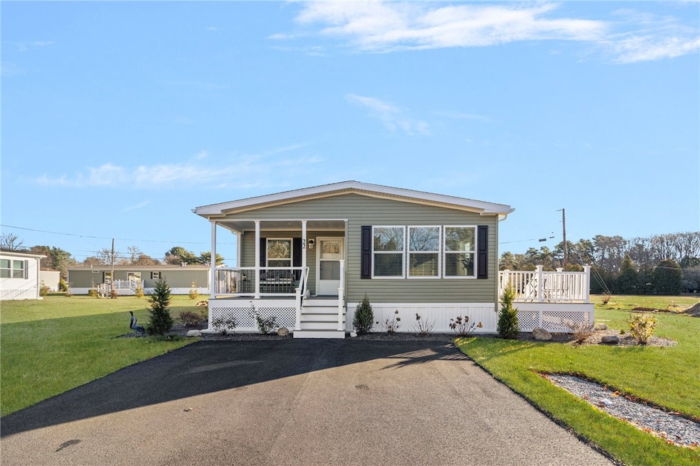 22 Valiant Dr, Coventry, RI 02816 - photo 1