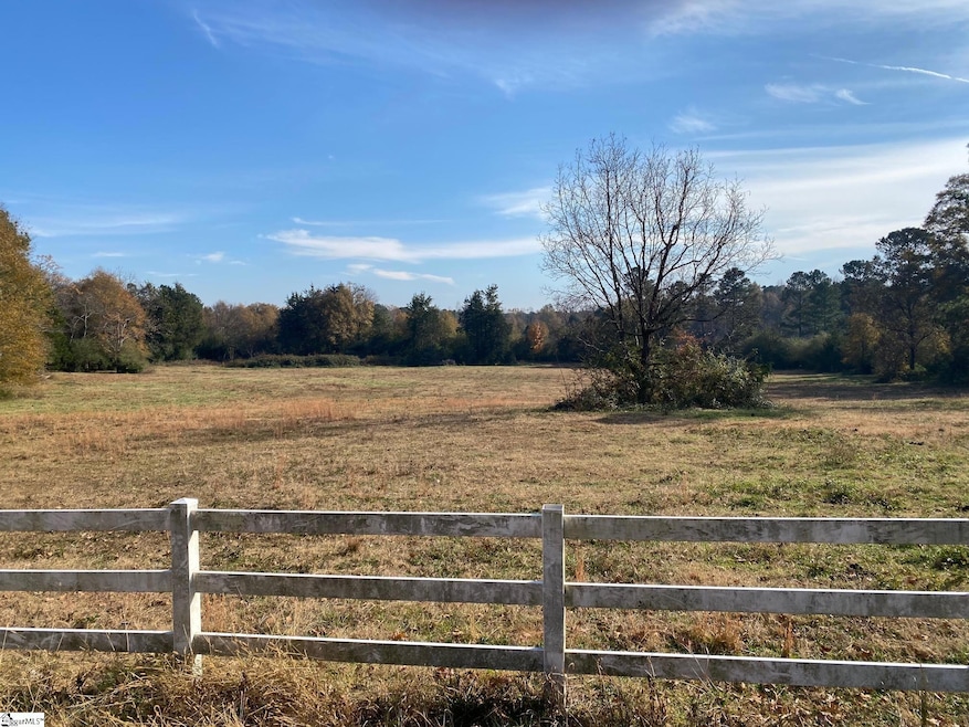 00 S Carolina 252, Laurens, SC 29360 - photo 1