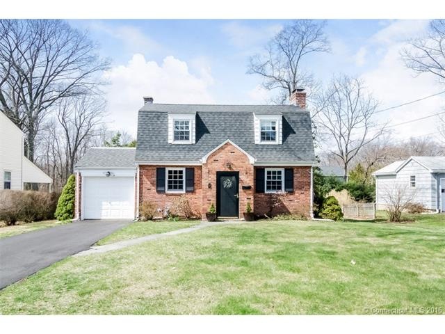 9 Downing St, West Hartford, CT 06110 - photo 1