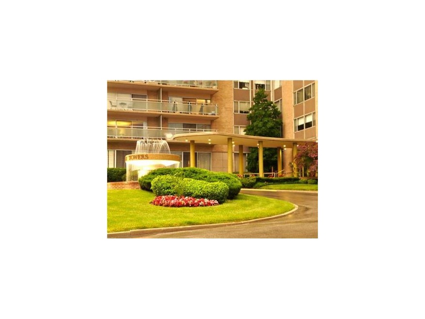 The Parkway Towers Condominium at 4545 Wornall Roa