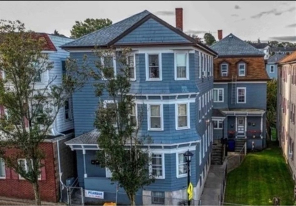 211 Columbia St unit 2, Fall River, MA 02721 - photo 1