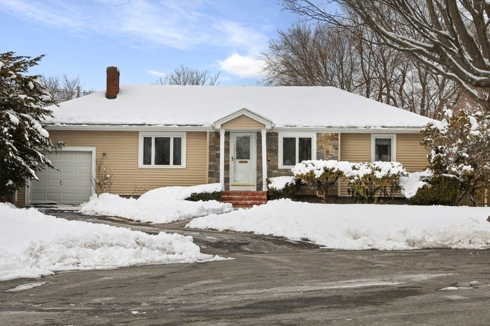 50 Cedar St, Marblehead, MA 01945 - photo 1