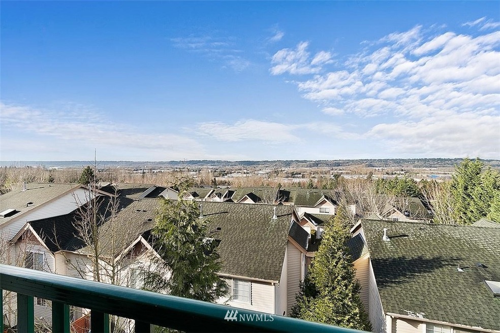 Sold $443,000 • Co-Listing Agent