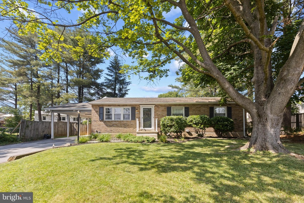 302 Bond Ave, Reisterstown, MD 21136 - photo 1